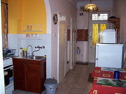 2 bedroom flat next to BME University Budapest