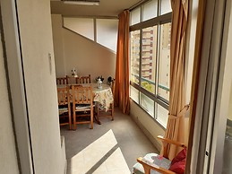 iso grande. 3 habitaciones, 2 baños, cocina, lavadero, salón com