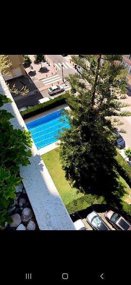 iso grande. 3 habitaciones, 2 baños, cocina, lavadero, salón com