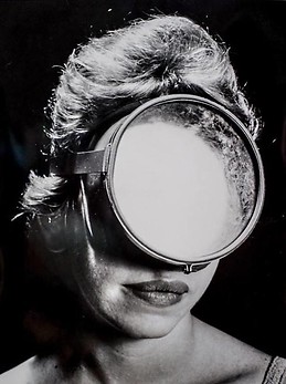 Afronaut Titivicious