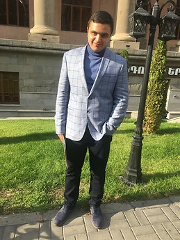 Արման Խաչատրյան