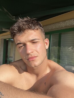 Javier González García