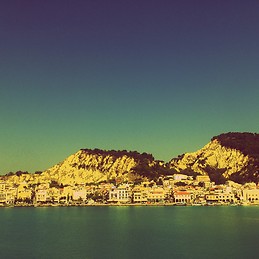 Γιάννης Κουτουλογένης