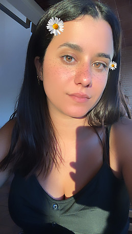 Carlota Manonelles Martín