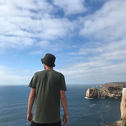 Антон Гончарук