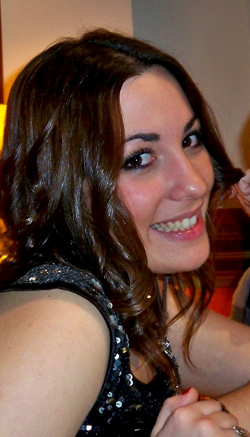 Gloria Gomez