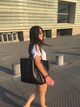 CARLOTA GIRON ELOLA