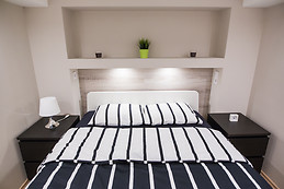 5-BEDROOM APARTMENT FOR RENT - From 1st JULY 2020