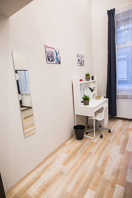 5-BEDROOM APARTMENT FOR RENT - From 1st JULY 2020