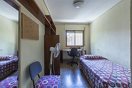 Habitación luminosa en piso de estudiantes para 3 en la Universidad (La Merced)