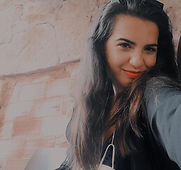 Claudia Oliván Villanueva