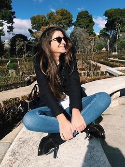 ISABEL MOYANO