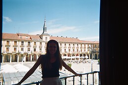 LEYRE TELLO RECATALA