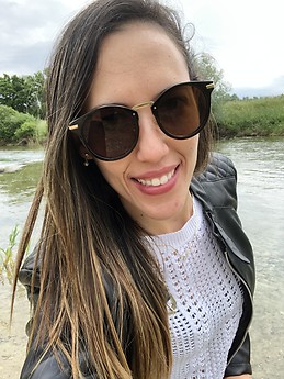 Ana Cláudia Lanzendorf