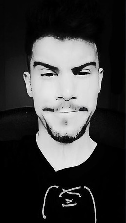 Miguel Ángel Martí­nez