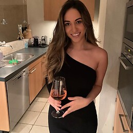 Shania Iversen Barrientos