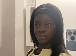 Emmanuelle Weyimpanga