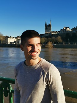 Javier Sánchez Requena