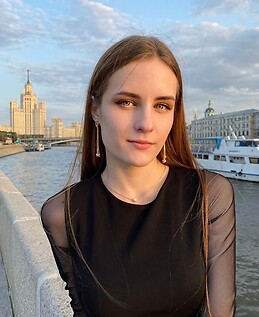 Алена Гузенко