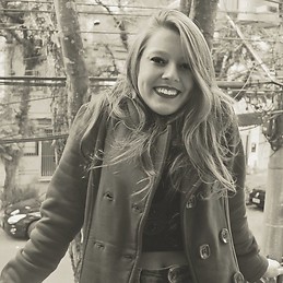 Andressa Lamana Waschburger