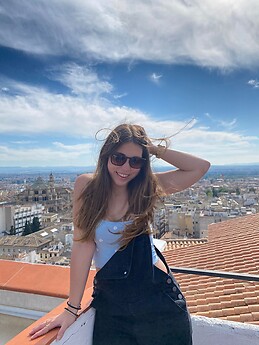 Cristina Leon Garcia