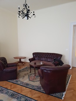 Large apartement FOR RENT with 3 rooms in Budapest center