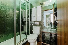 PRIME LOCATION LISBON DOWNTOWN fully furnished and equipped DESI