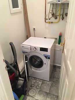 Industrial-chic renovated flat in the Palace District