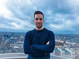 Tamás MOLNÁR
