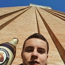 Carlos Garrido Castaño