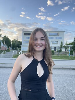 Sandra Kozubek
