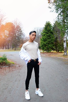 Alexander K Jakobsen