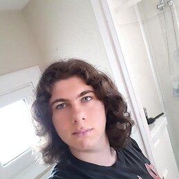 Arnau Carrasco Aparicio