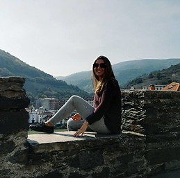 Laura Serrano González