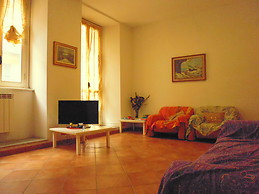 Accogliente stanza singola in bellissimo trilocale