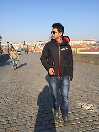 Varun  Sharma