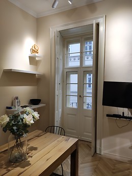 Extremly central just refurbed high spec apartment