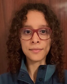 Pilar Flores Vidriales