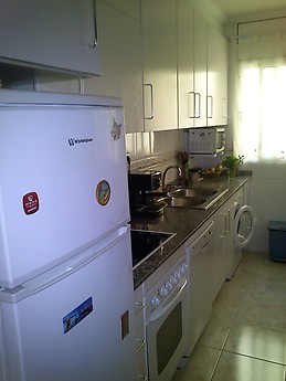 alquilo 1 o 2 habitaciones en piso centrico cerca de la universi