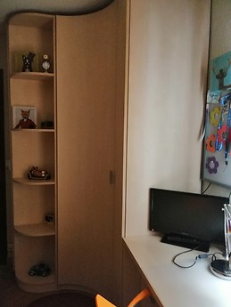 Alquilo habitación a compartir donde yo vivo, casa con piscina y