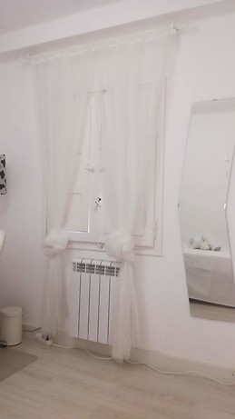 Alquilo habitación céntrica con Wifi, a 15 minutos andando de la