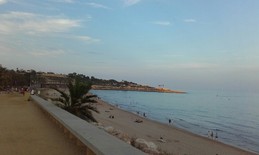 Alquilo habitacion individual, cerca universidad URV, Rovira i V