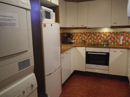 alquilo habitaciones en piso compartido para chicas,muy buenas v