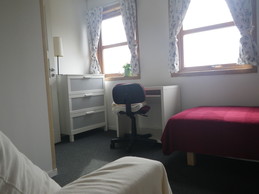 alquilo habitaciones en piso compartido para chicas,muy buenas v