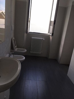 Amplia casa en Pavía