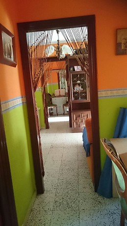 Amplia y cuidada habitación en Málaga