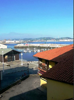 Amplia habitacion en Casco histórico de Gijon