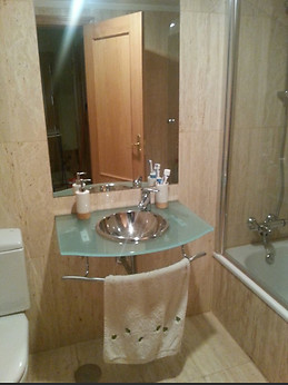 Amplia habitacion en Casco histórico de Gijon