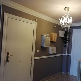 Amplia habitación para chica estudiante