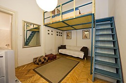 Apartment Paganini in city center for students